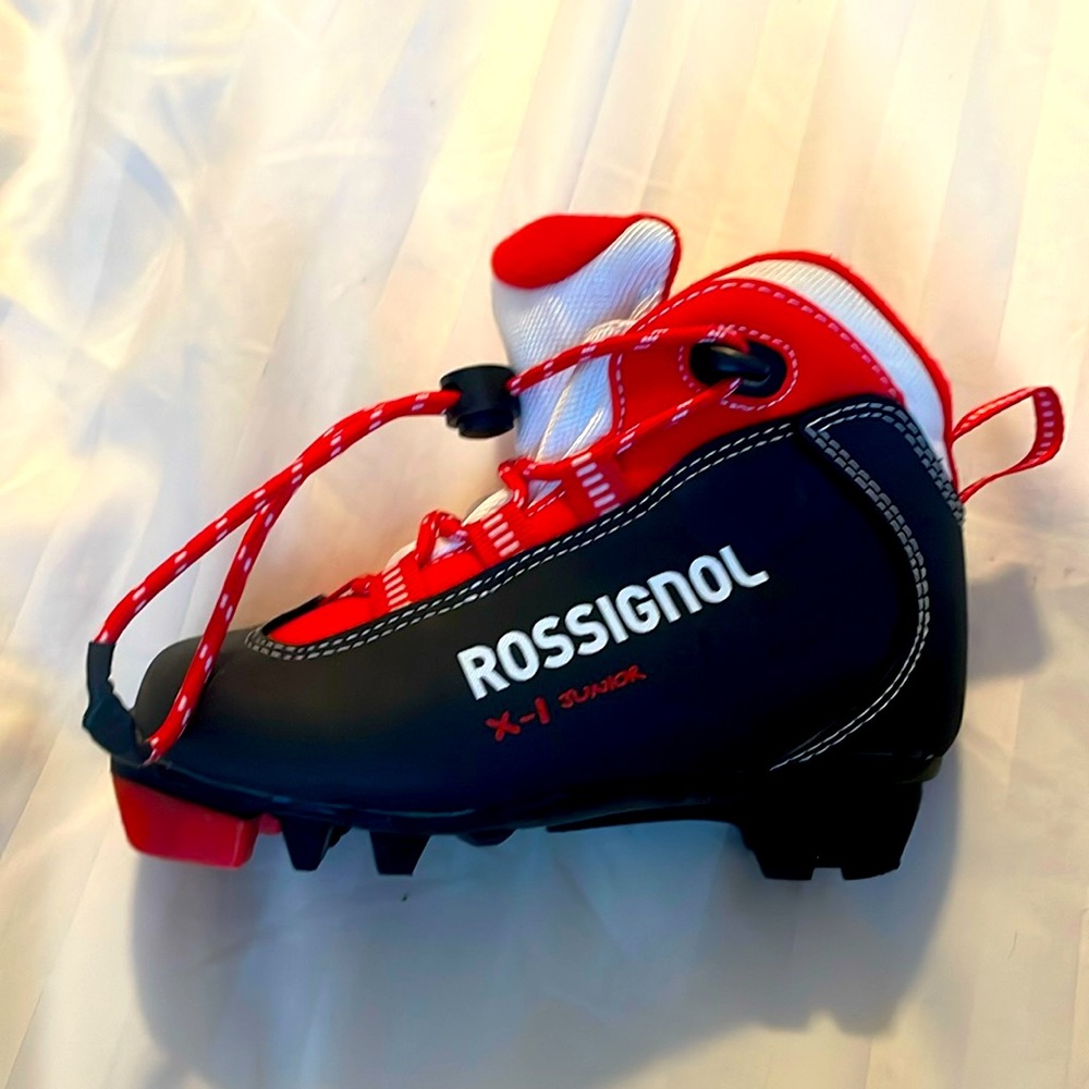 Rossignol Nordic ski boot NWOT, sz 27 equivalent to toddler size 10